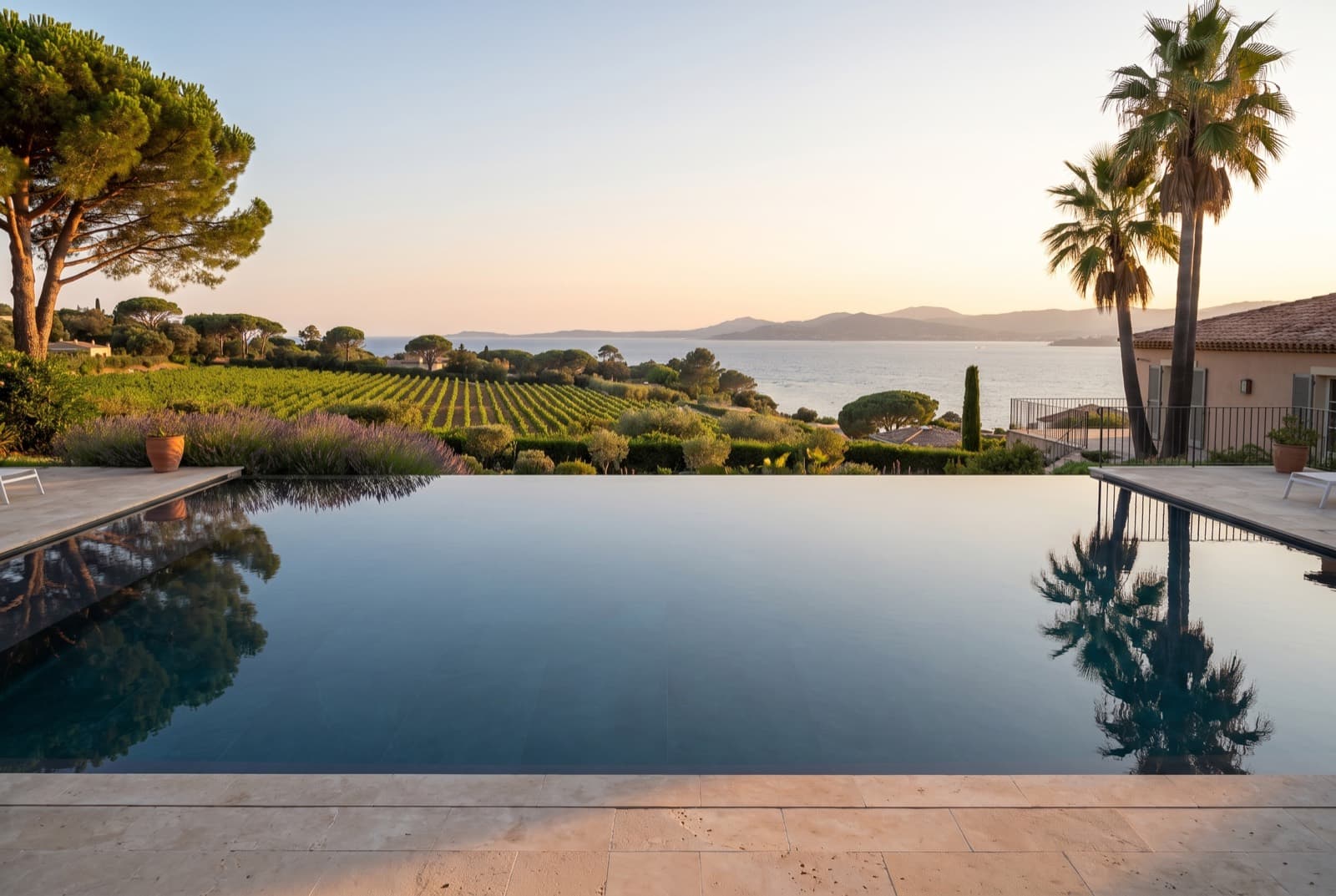 Piscine de Saint-Tropez — vue 1